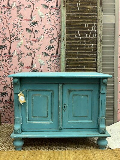 Bohemian shabby dressoir